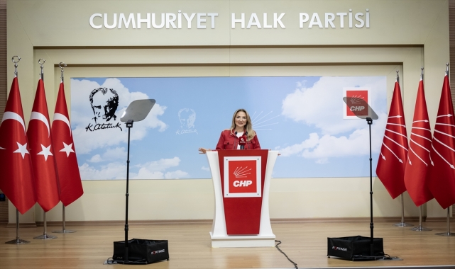 CHP Genel Başkan Yardımcısı Nazlıaka, basın toplantısında 2024'ü değerlendirdi: