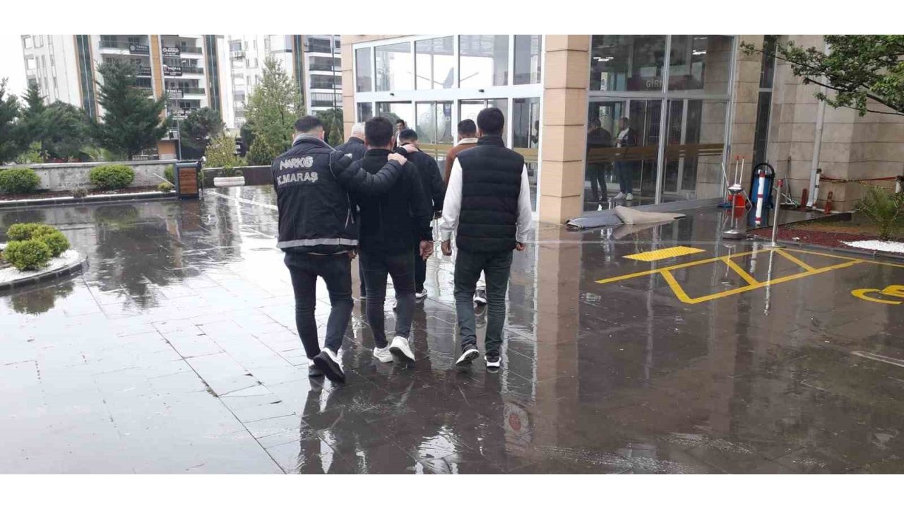 Uyuşturucu Taciri 3 Şüpheli Yakalanıp Tutuklandı