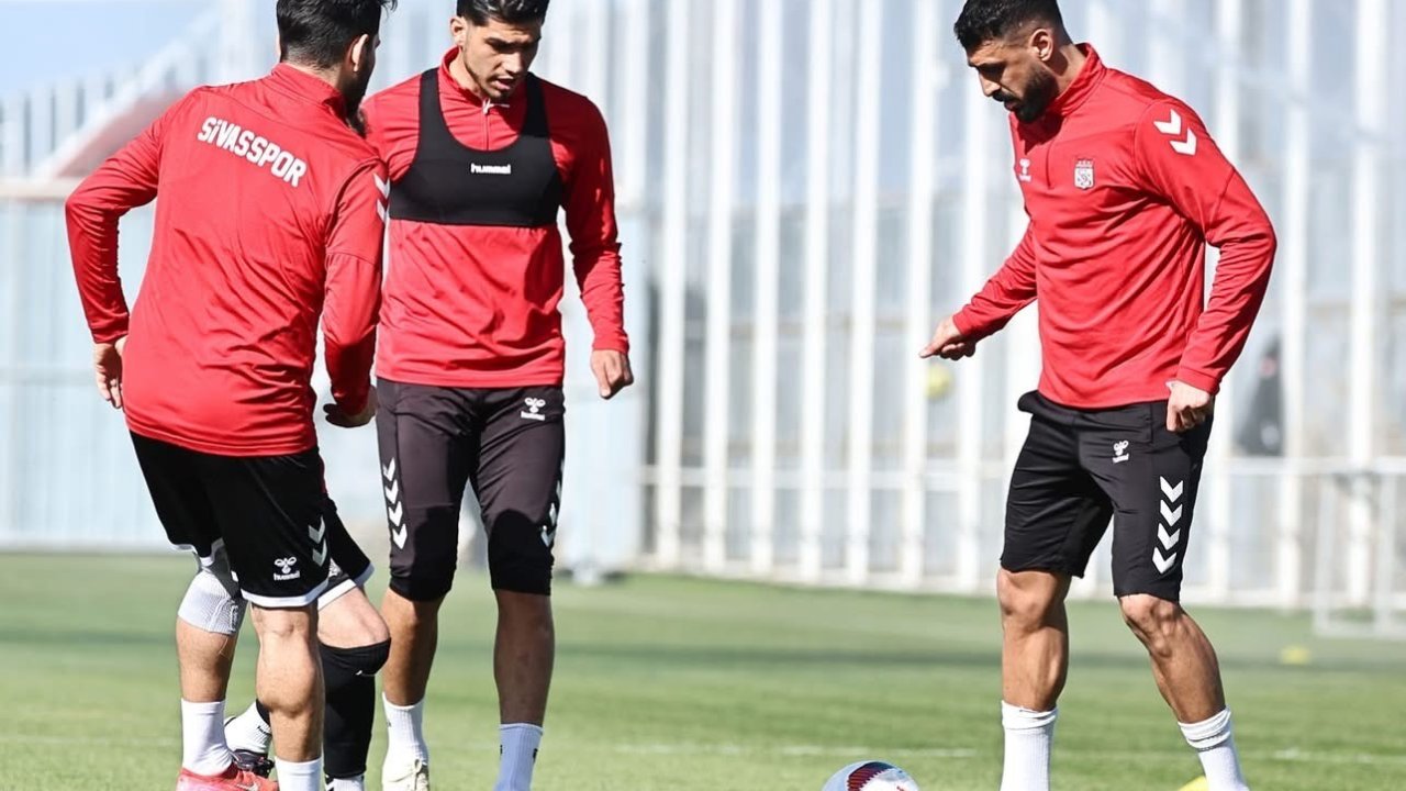 Sivasspor’da Kasımpaşa Maçı Hazırlıkları Sürüyor