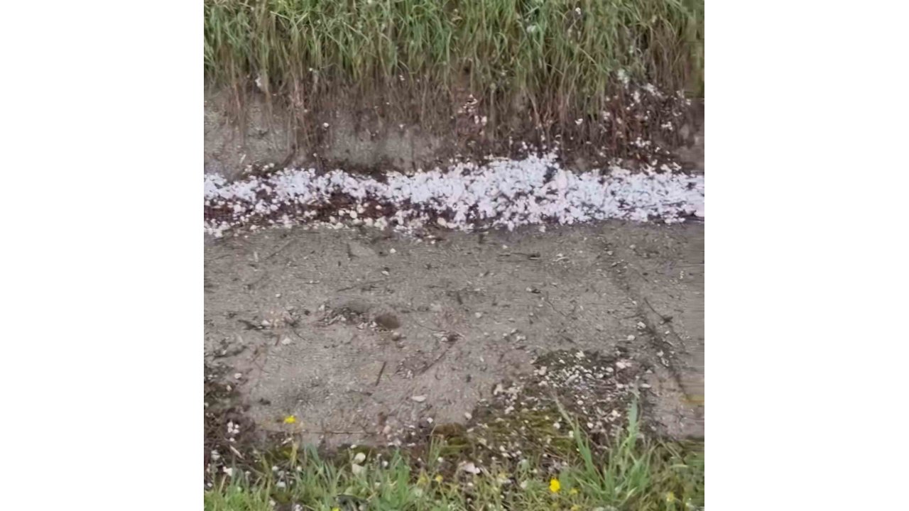 Çorum’da Ceviz Büyüklüğünde Dolu Yağdı