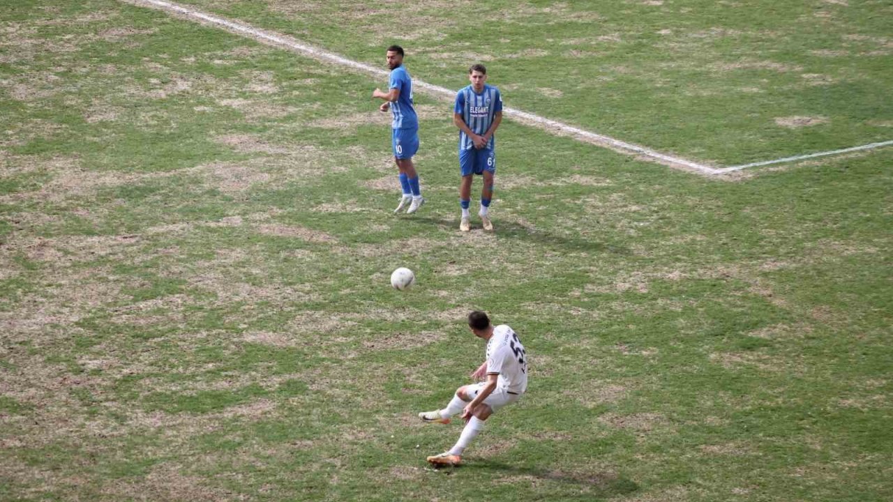 Bayburt Özel İdarespor Profesyonel Ligden Bölgesel Amatör Lige Düştü