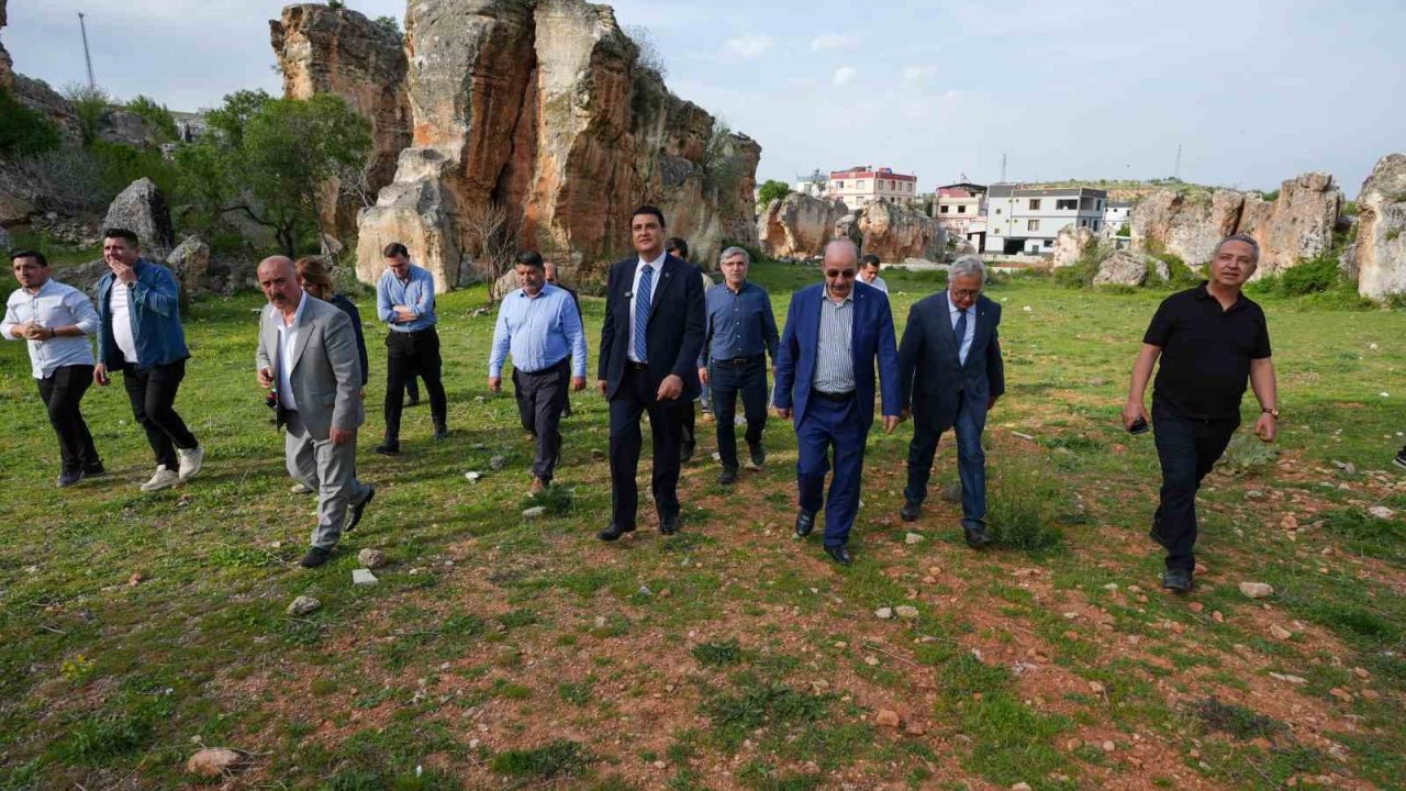 Başkan Yılmaz’dan Dülük Antik Kent Müjdesi