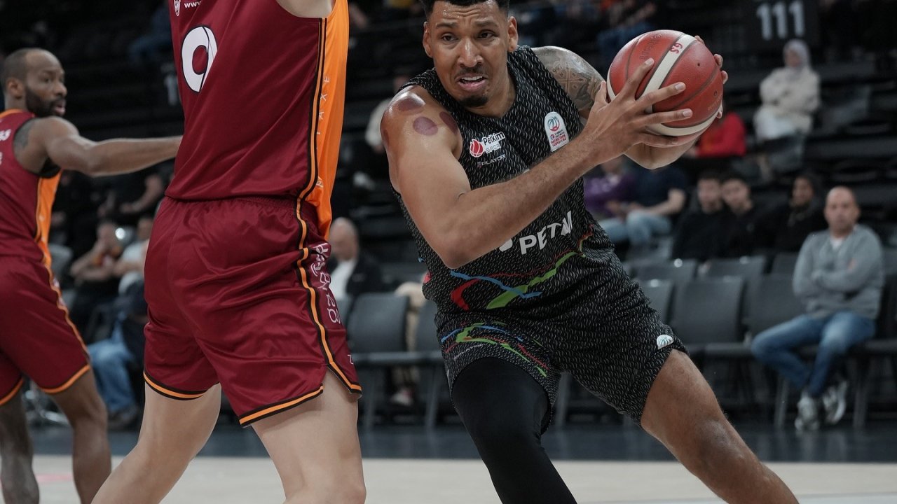 Türkiye Sigorta Basketbol Süper Ligi: Galatasaray: 81 - Aliağa Petkimspor: 86