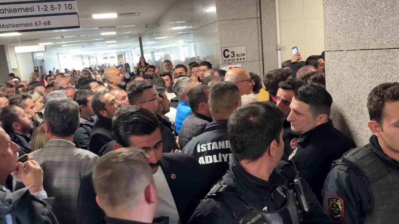 Zafer Partisi Genel Başkanı Ümit Özdağ, "Cumhurbaşkanı’na Hakaret" Suçundan Hakim Karşısında