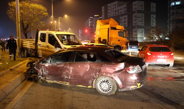 Kayseri'de Zincirleme Trafik Kazasında 1 Kişi Yaralandı - Genel ...